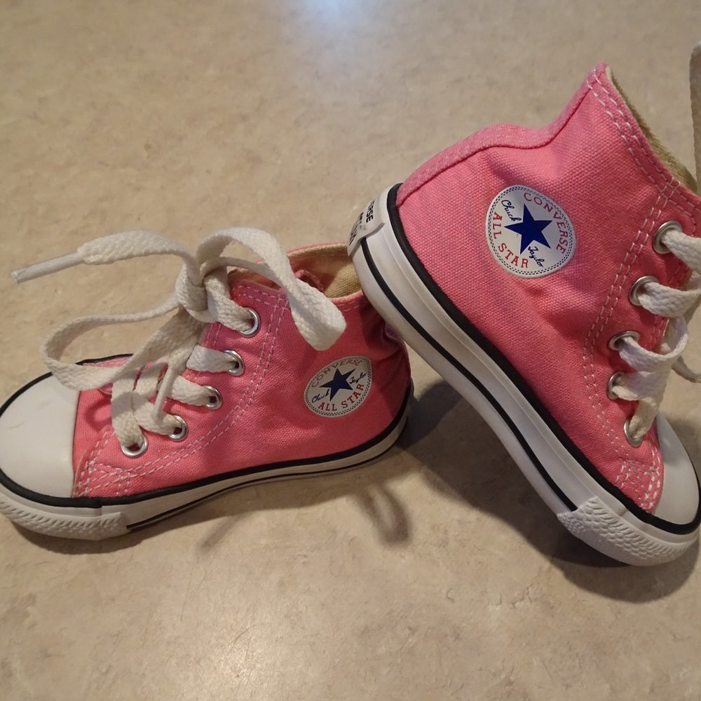 Converse High Top Pink Toddler Shoes Size 5